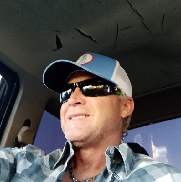 Meet your Posher, Bobbye - Picture 1 of 1